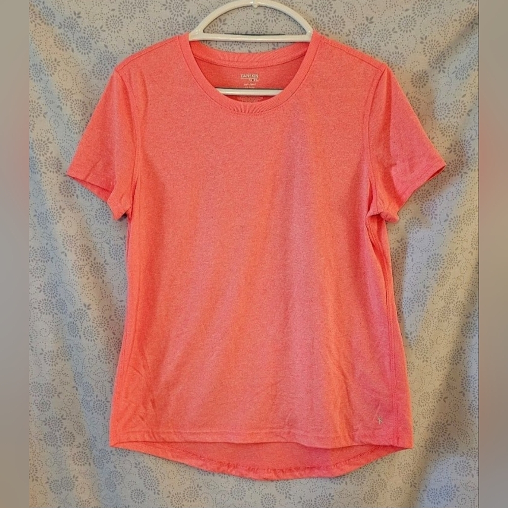 ✨️ Danskin Now Athletic T shirt ~ Large/ Melon